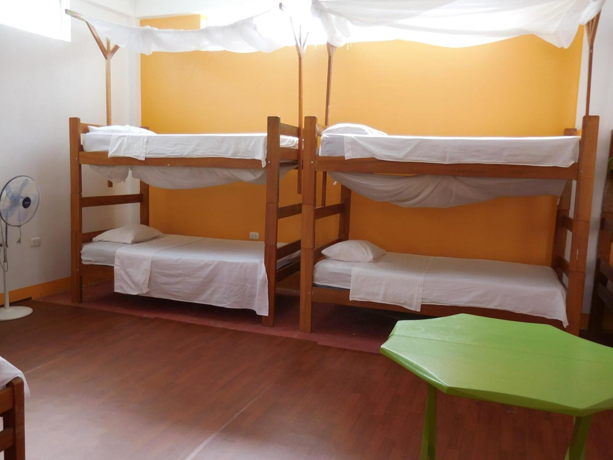 Tambopata Hostel Puerto Maldonado Bagian luar foto