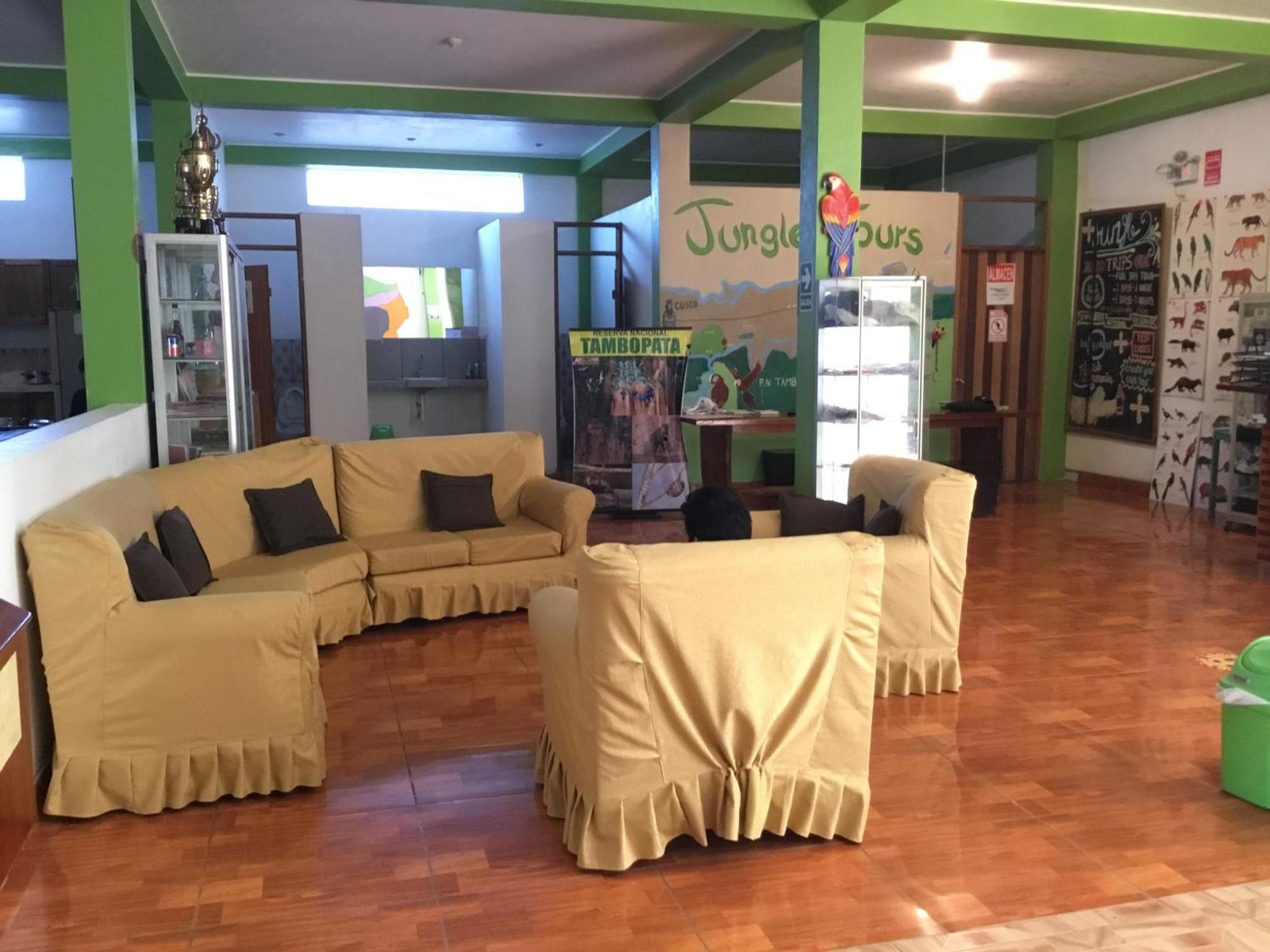 Tambopata Hostel Puerto Maldonado Bagian luar foto