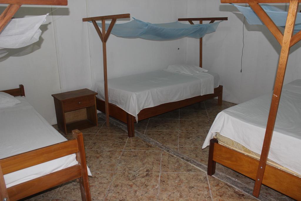 Tambopata Hostel Puerto Maldonado Ruang foto